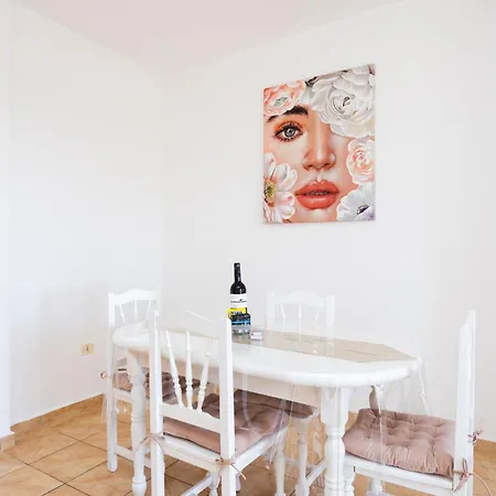 Cozy Carboneras Apartment, Frontera Apartment *